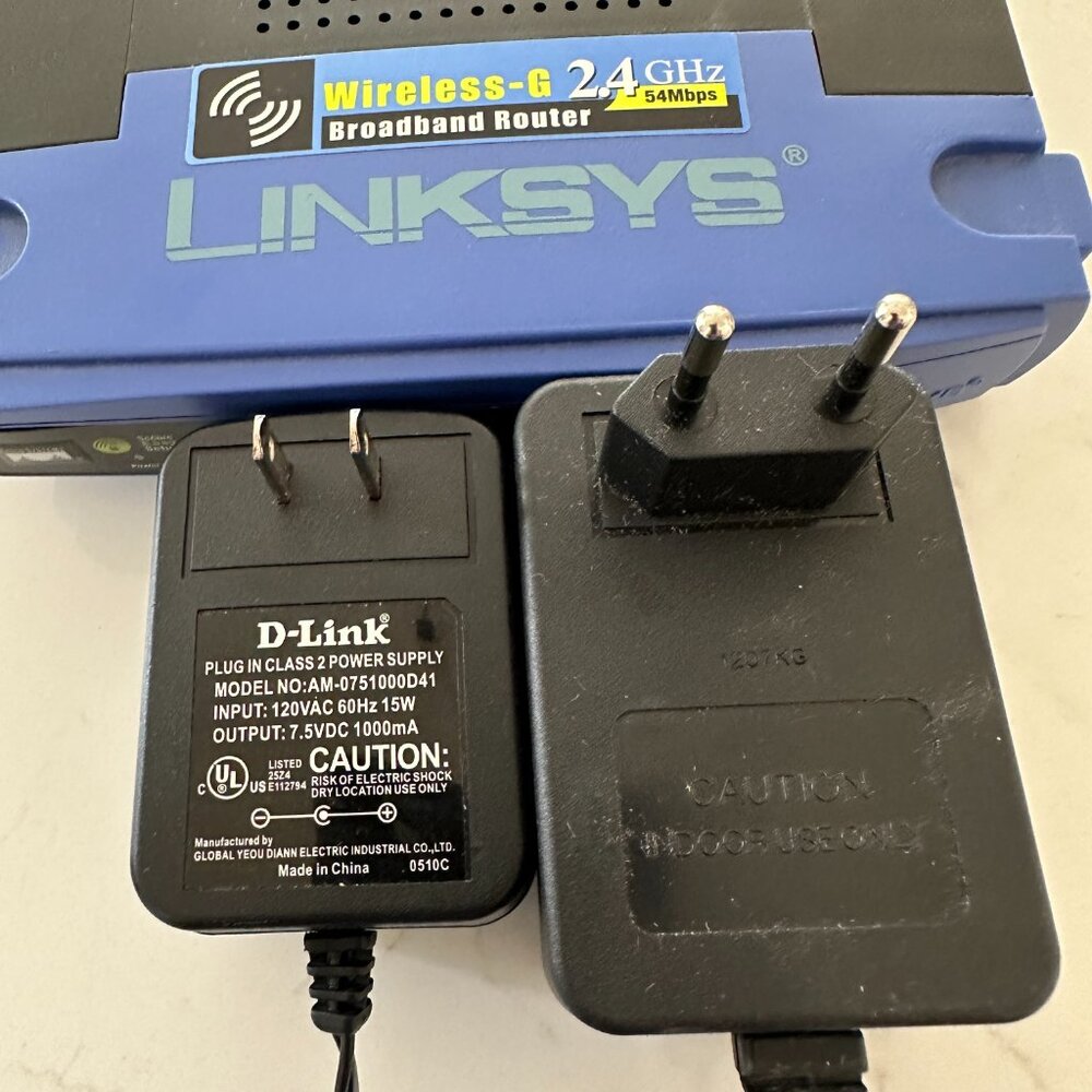 Linksys Wireless-G Broadband Router WRT54GL - Picture 4 of 11